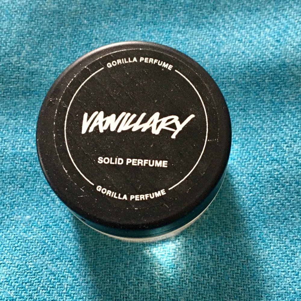 Lush Vanillary solid scent